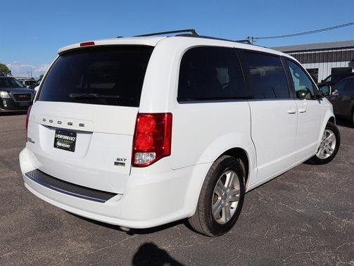 White Knuckle Clearcoat 2018 Dodge Grand Caravan SXT