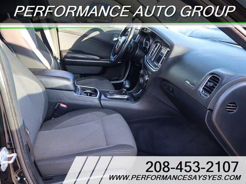 2018 Dodge Charger SXT