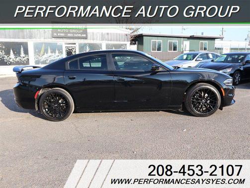 2018 Dodge Charger SXT