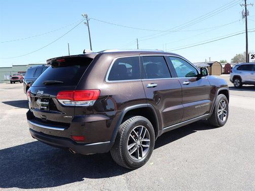 Luxury Brown Pearlcoat 2017 Jeep Grand Cherokee Limited