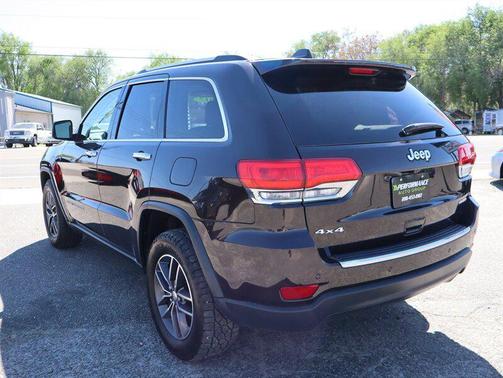 Luxury Brown Pearlcoat 2017 Jeep Grand Cherokee Limited
