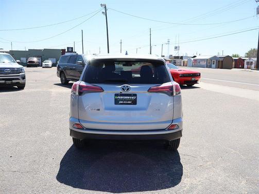 Silver Sky Metallic 2018 Toyota RAV4 LE