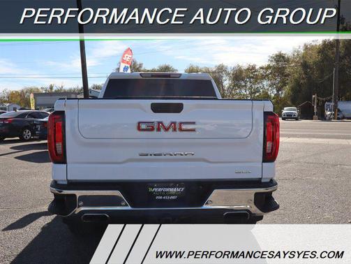 2020 GMC Sierra 1500 SLT