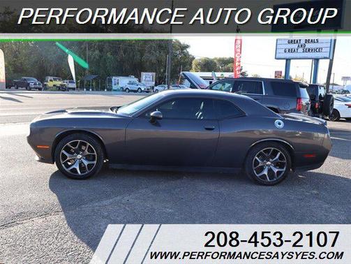 2015 Dodge Challenger SXT Plus