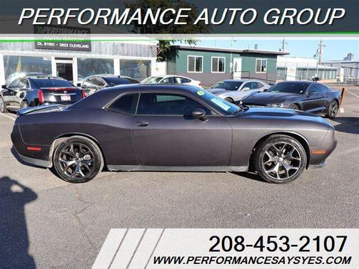 2015 Dodge Challenger SXT Plus