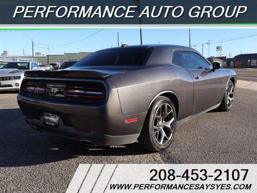 2015 Dodge Challenger SXT Plus
