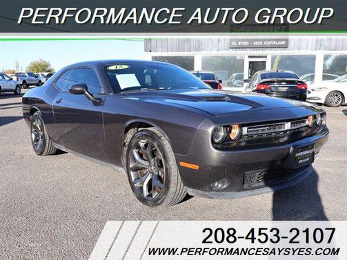 2015 Dodge Challenger SXT Plus