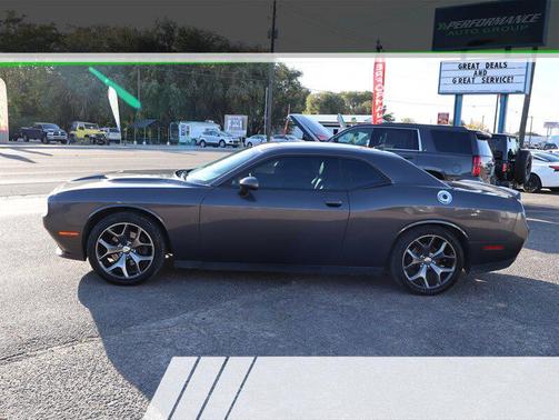 2015 Dodge Challenger SXT Plus