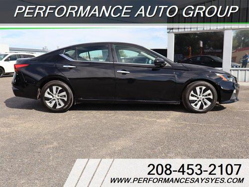 2022 Nissan Altima S FWD