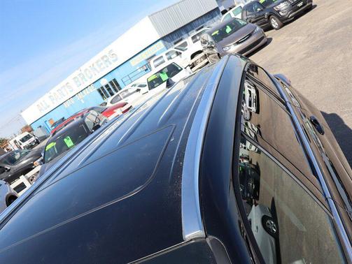 Midnight Black Metallic 2020 Toyota Highlander XLE