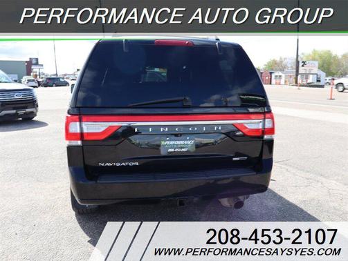 Black Velvet 2016 Lincoln Navigator Select