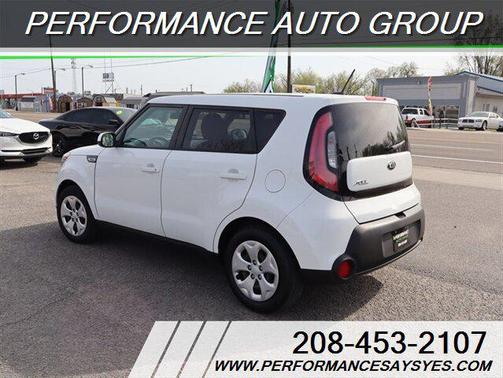 2015 Kia Soul Base