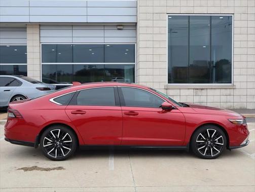 2025 Honda Accord Hybrid Touring