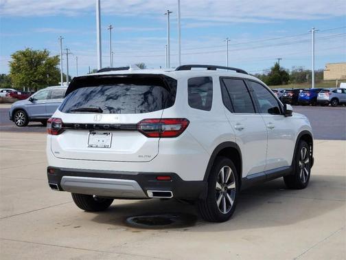 2025 Honda Pilot Elite