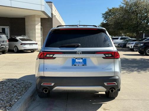 2024 Toyota Grand Highlander Hybrid Limited MAX