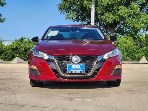 2020 Nissan Altima SR FWD