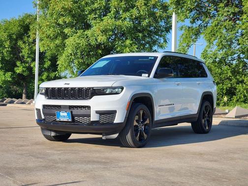 Bright White 2025 Jeep Grand Cherokee L Altitude