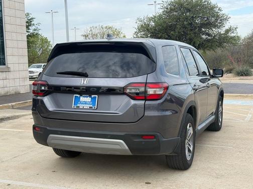 Modern Steel 2024 Honda Pilot EX-L 7 Passenger