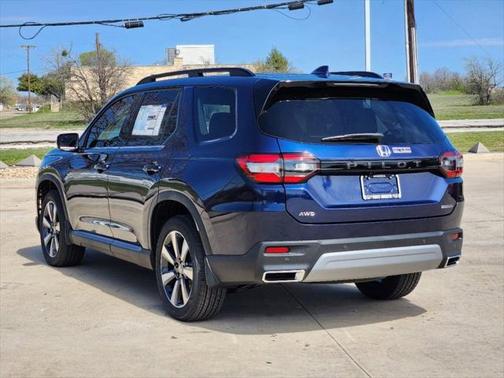 2025 Honda Pilot Touring 8-Passenger