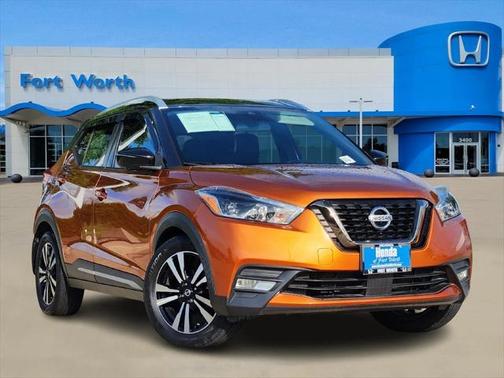 2020 Nissan Kicks SR
