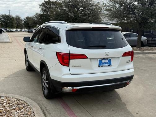2017 Honda Pilot Elite