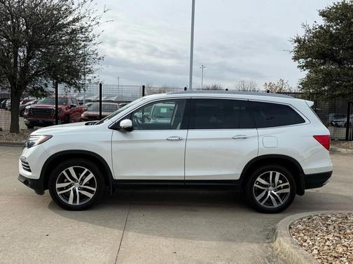 2017 Honda Pilot Elite