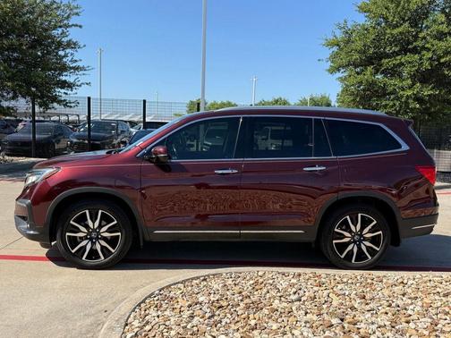 Deep Scarlet Pearl 2019 Honda Pilot Touring 8-Passenger