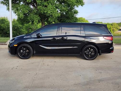 2024 Honda Odyssey Sport