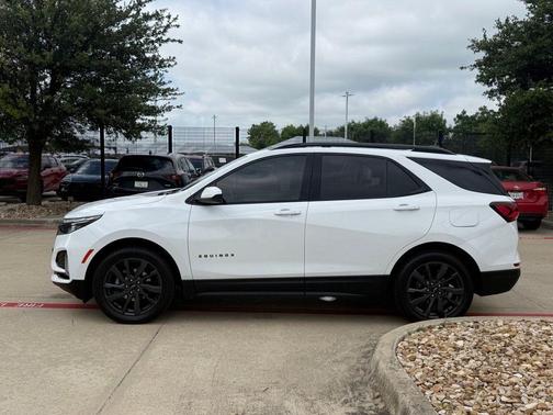 Summit White 2022 Chevrolet Equinox AWD RS
