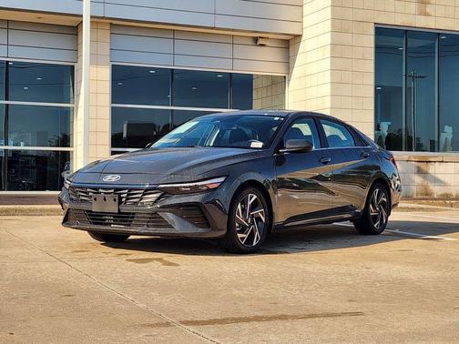 Ecotronic Gray 2024 Hyundai ELANTRA SEL