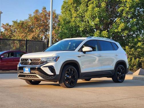 2023 Volkswagen Taos 1.5T SE