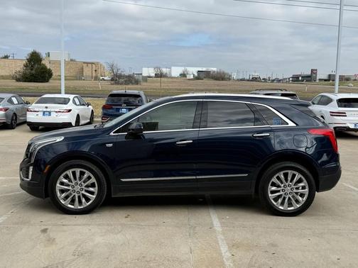 2017 Cadillac XT5 Platinum