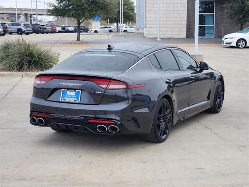 2023 Kia Stinger GT2