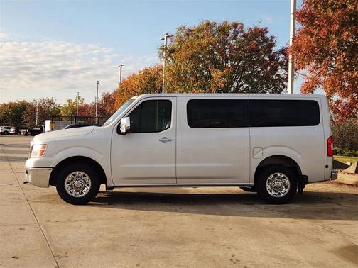 2014 Nissan NV Passenger NV3500 HD SL V8