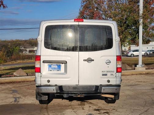 2014 Nissan NV Passenger NV3500 HD SL V8