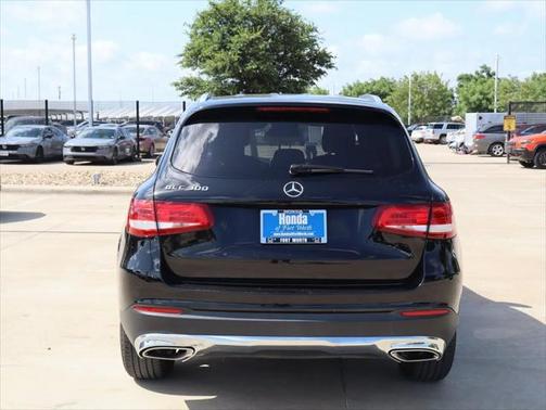 2018 Mercedes-Benz GLC 300 Base