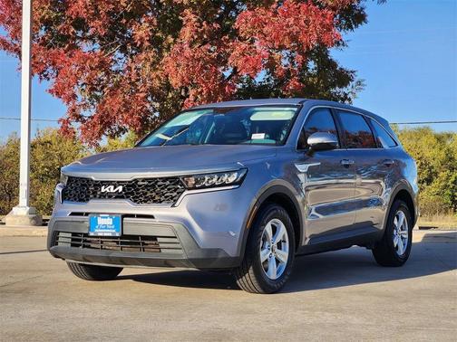 2023 Kia Sorento LX