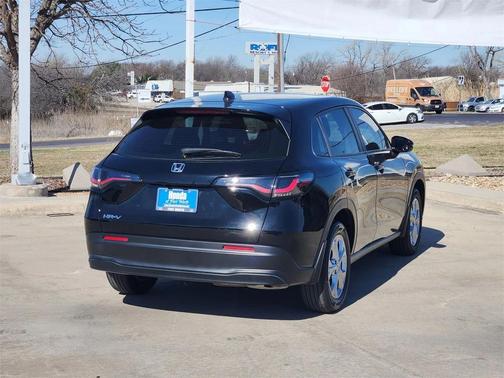 2023 Honda HR-V LX