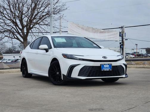 2025 Toyota Camry XSE