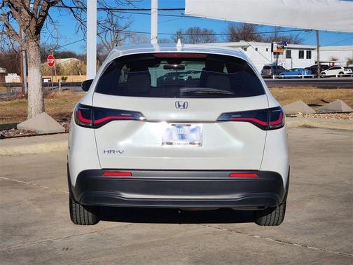 2024 Honda HR-V LX