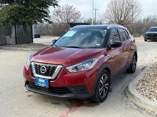 2020 Nissan Kicks SV