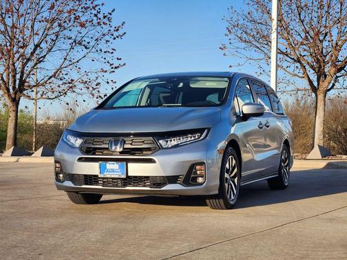 Solar Silver Metallic 2025 Honda Odyssey EX-L