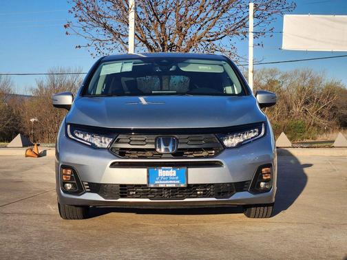 Solar Silver Metallic 2025 Honda Odyssey EX-L