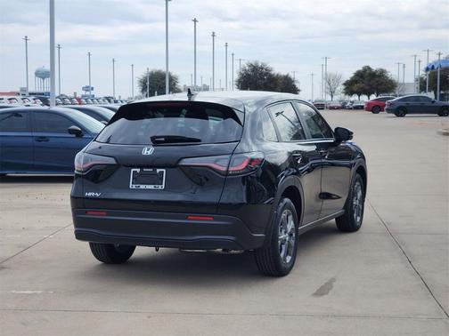 2026 Honda HR-V LX