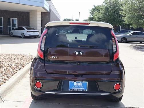 2017 Kia Soul +