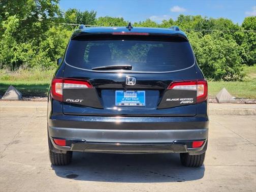2021 Honda Pilot AWD Black Edition
