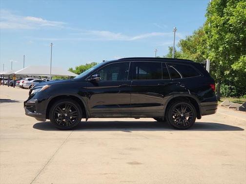 2021 Honda Pilot AWD Black Edition