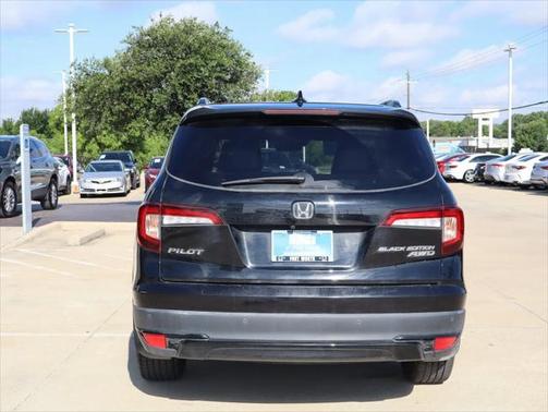 2021 Honda Pilot AWD Black Edition