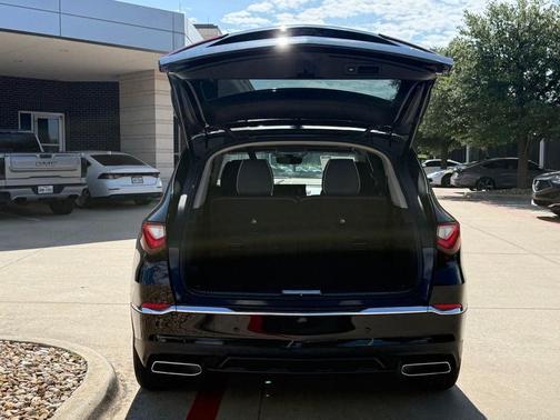 Majestic Black Pearl 2022 Acura MDX Advance Package