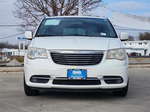 2011 Chrysler Town & Country Touring-L